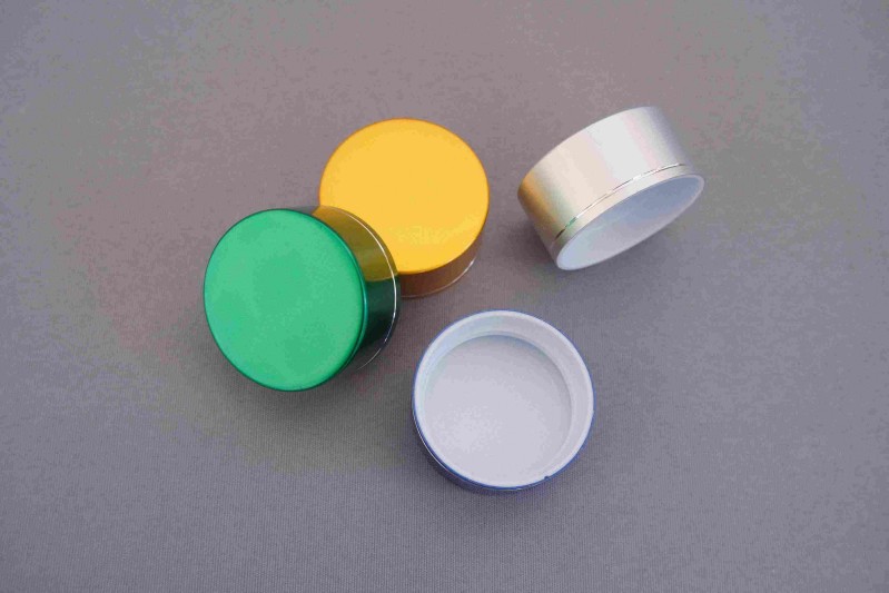 Pembuat acuan suntikan pelari sejuk