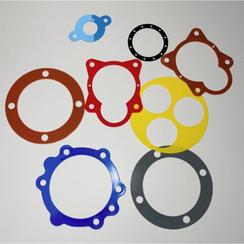 Gasket plastik membentuk