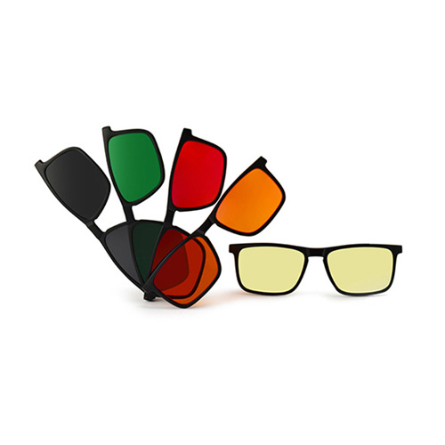 Gelas acuan suntikan plastik